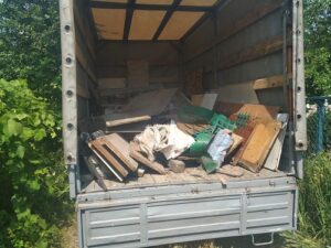Заказать вывоз строительного мусора (Днепр) от ГрузОК